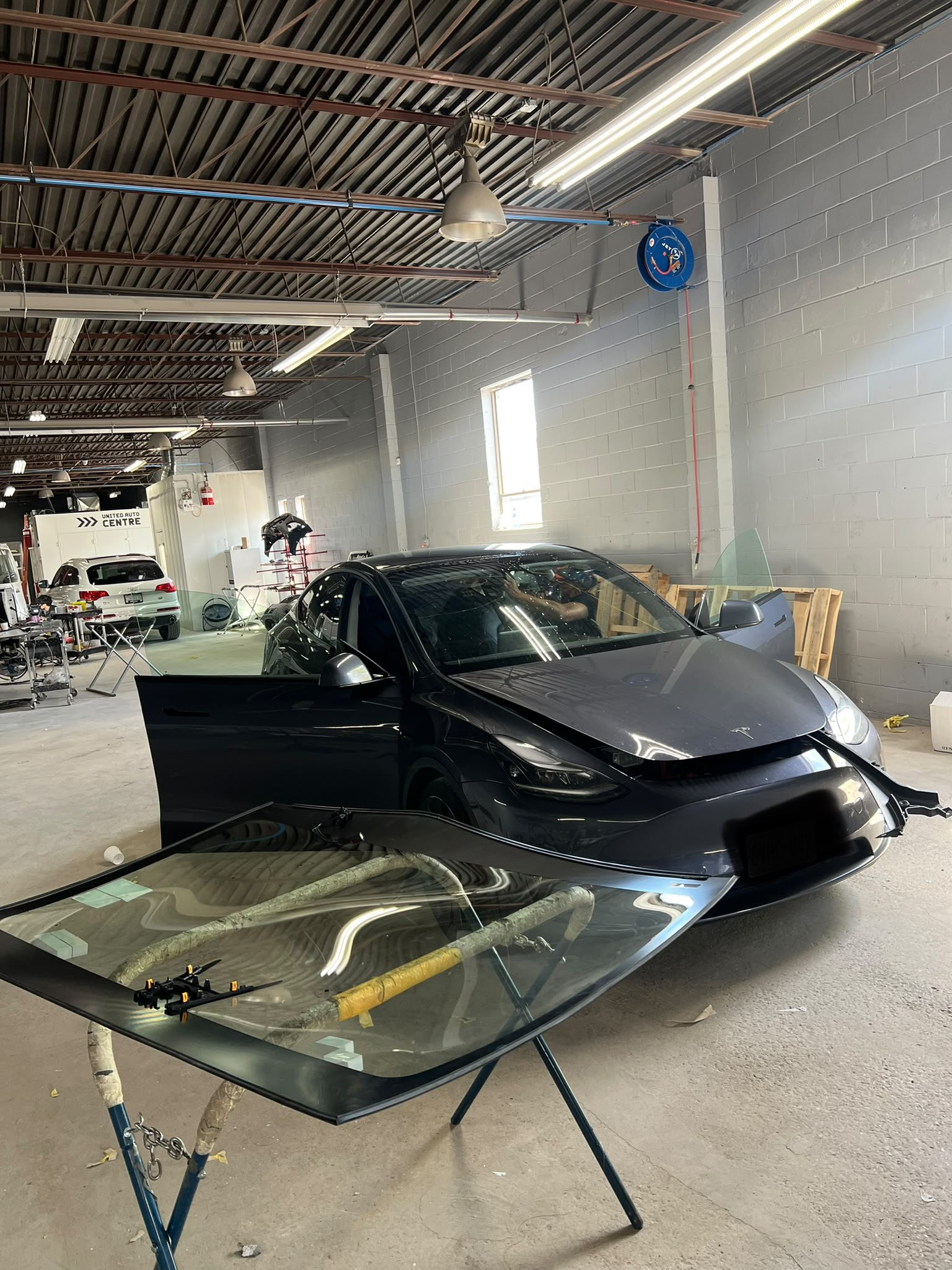 Precision Auto Glass Work